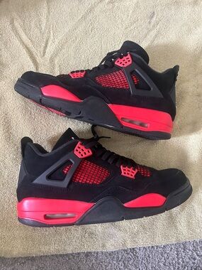 Preowned size 11 Jordan 4 red thunder